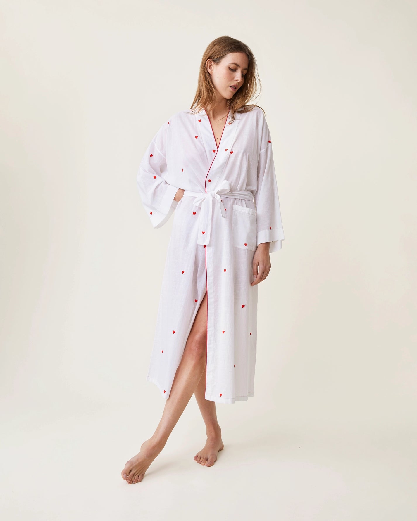 Kimono Clark broderies cœurs rouges