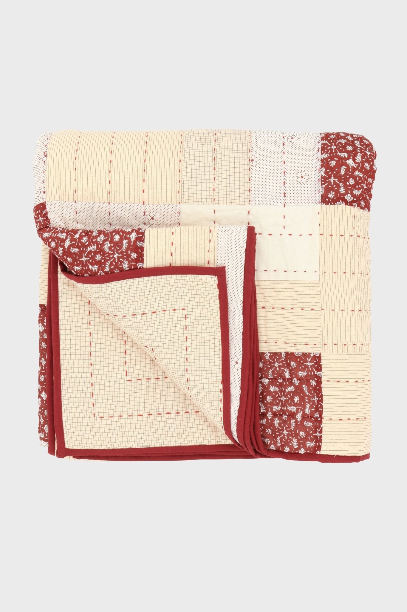 Couverture surpiquée Patchwork rouge - Scarlette Ateliers