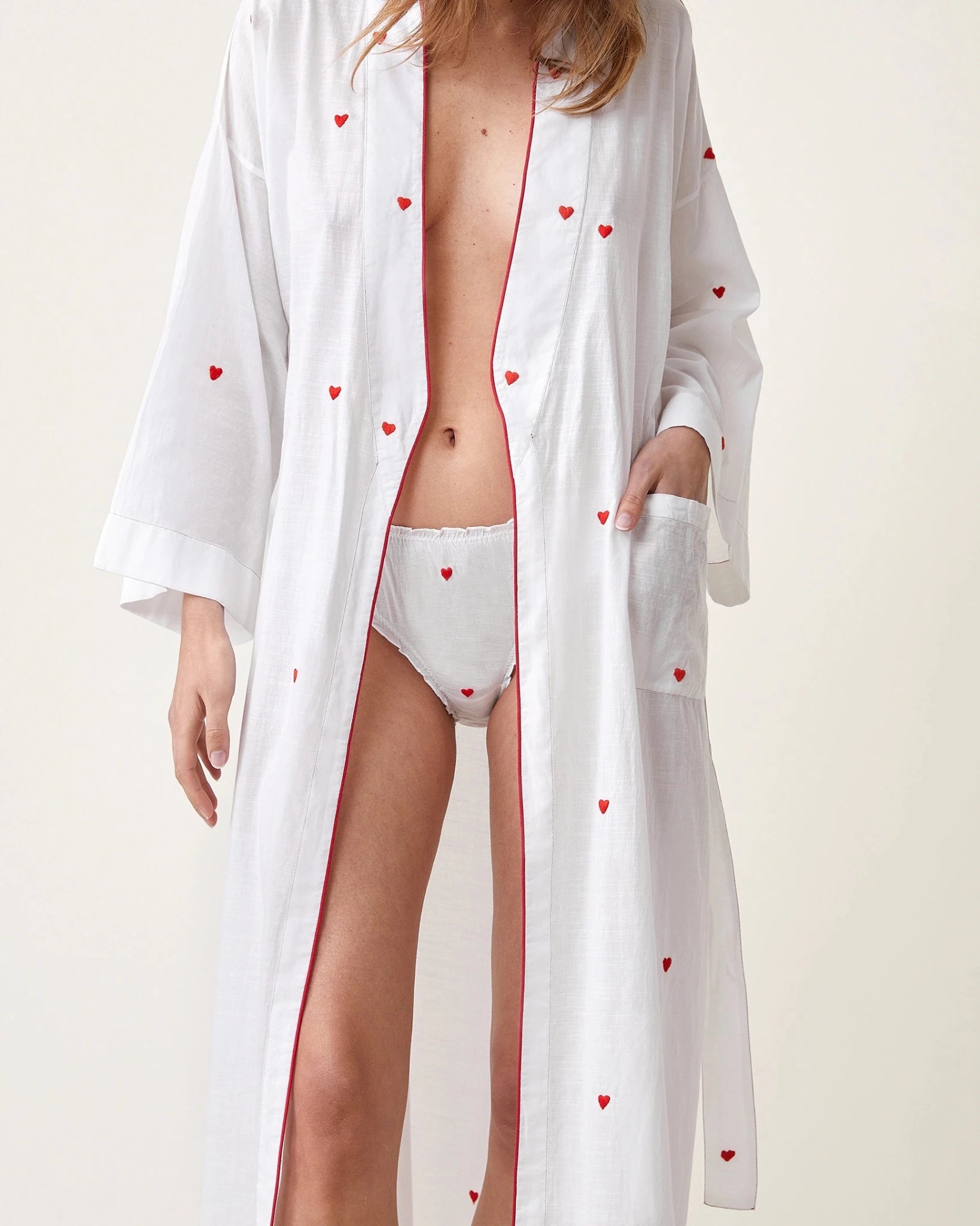 Kimono Clark broderies cœurs rouges - Scarlette Ateliers