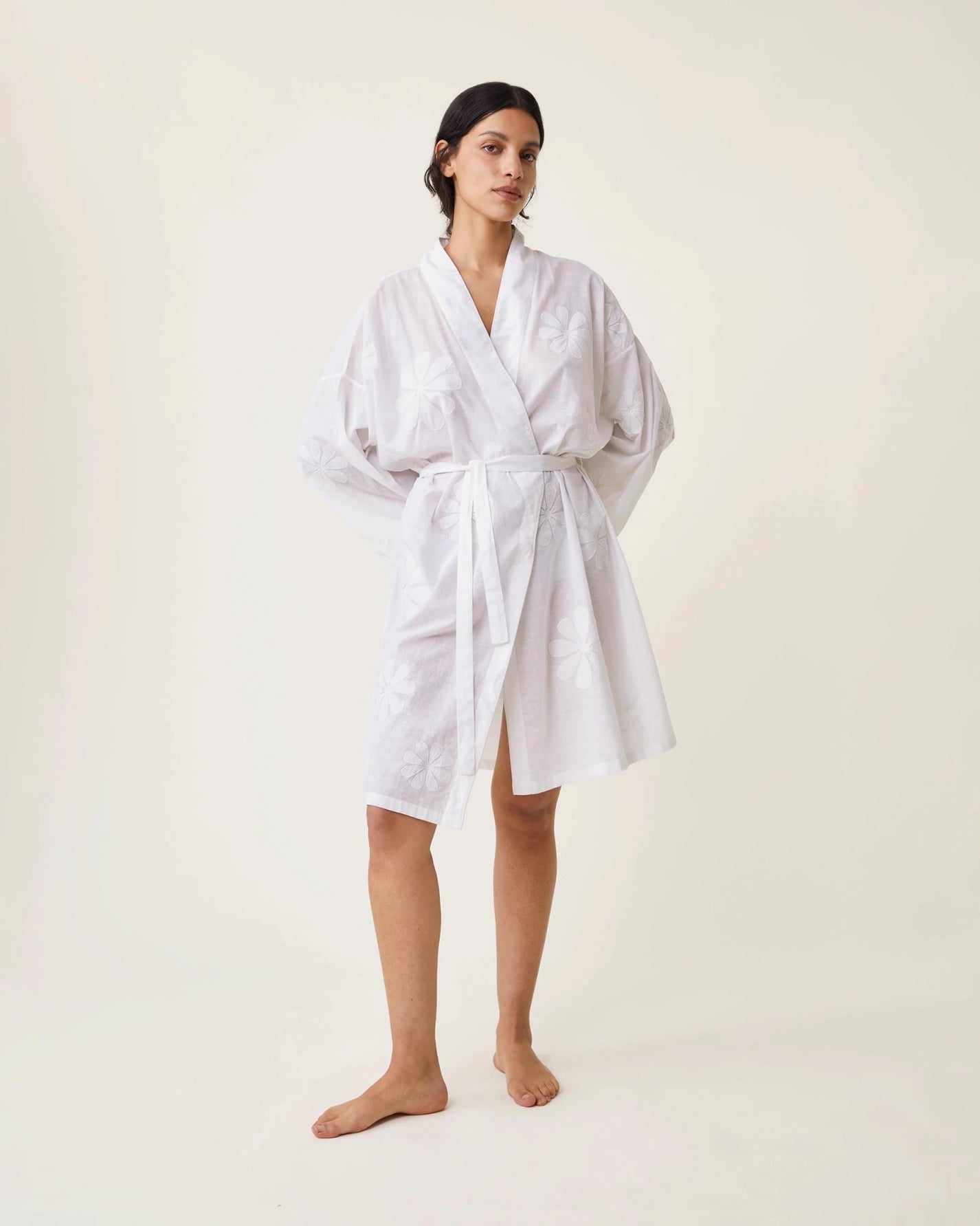 Kimono Haby broderies fleurs blanches - Scarlette Ateliers