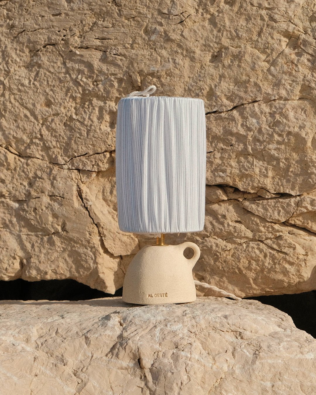 Lampe Mimosa, abat - jour à rayures bleues - Scarlette Ateliers