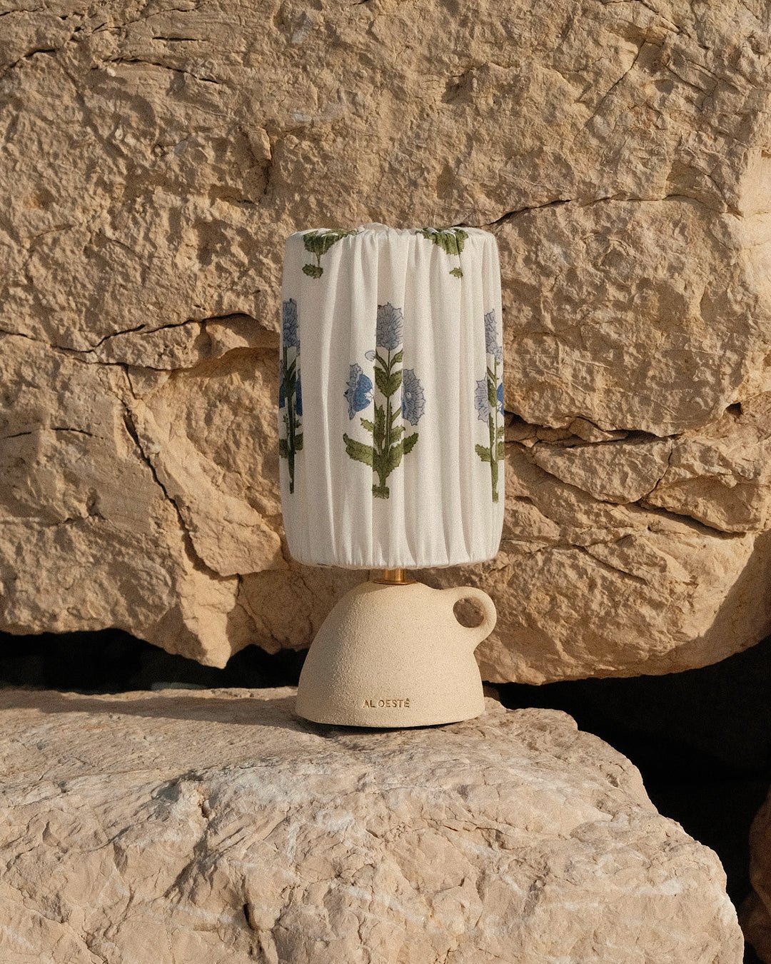 Lampe Mimosa, abat - jour Poppy ciel - Scarlette Ateliers