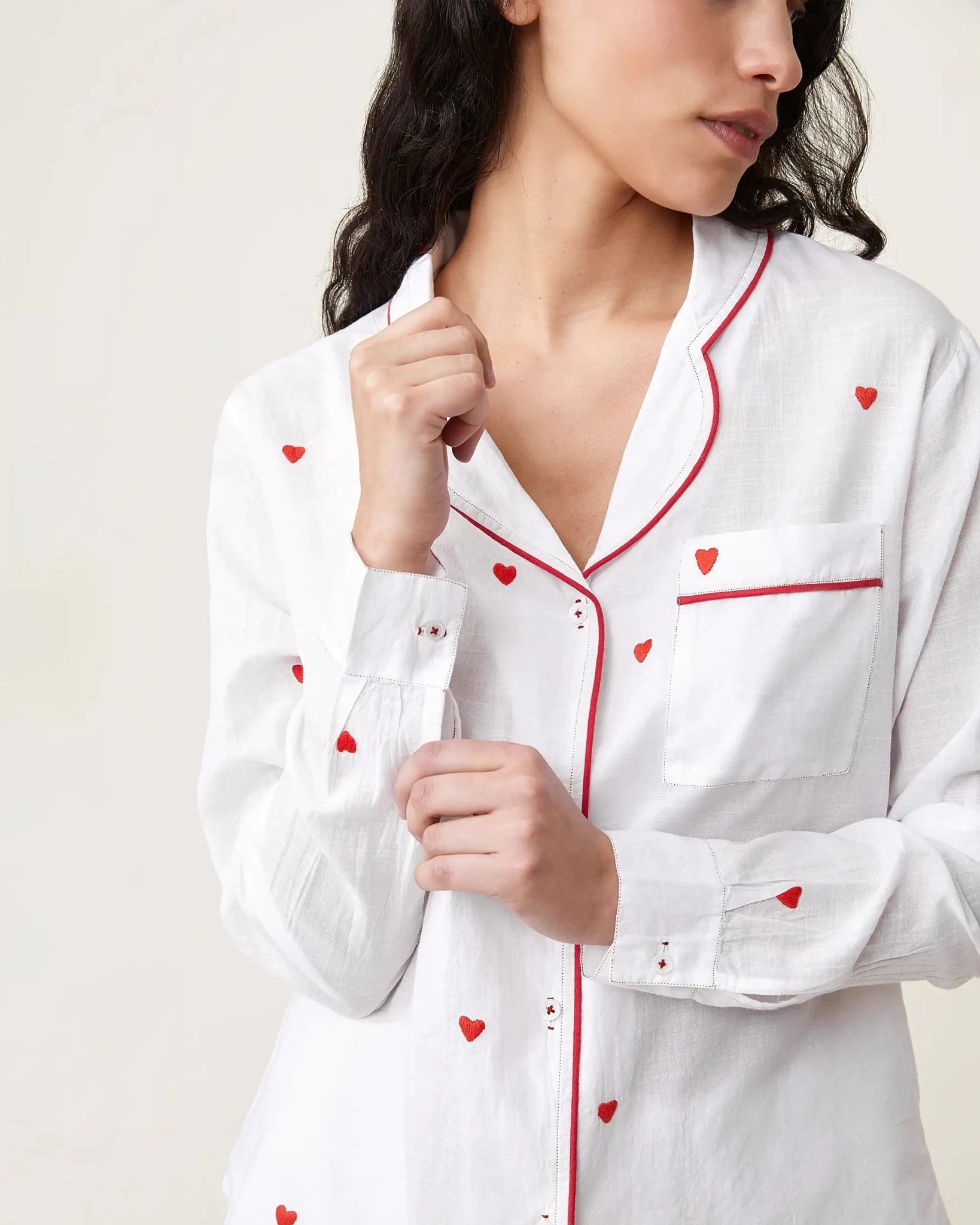 Pyjama Thelma broderies cœurs rouges - Scarlette Ateliers