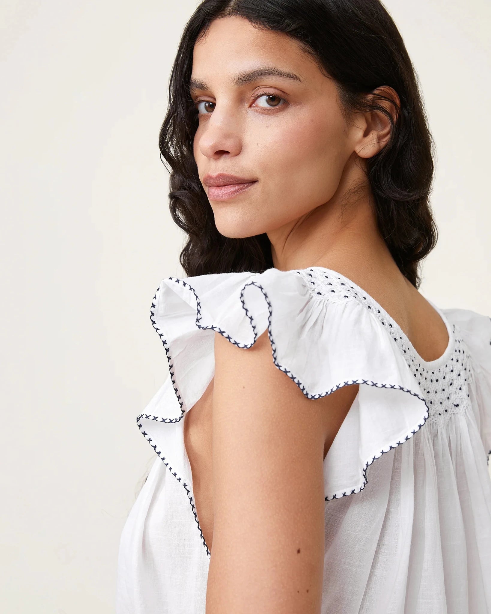 Pyjashort Sofia blanc broderies navy - Scarlette Ateliers