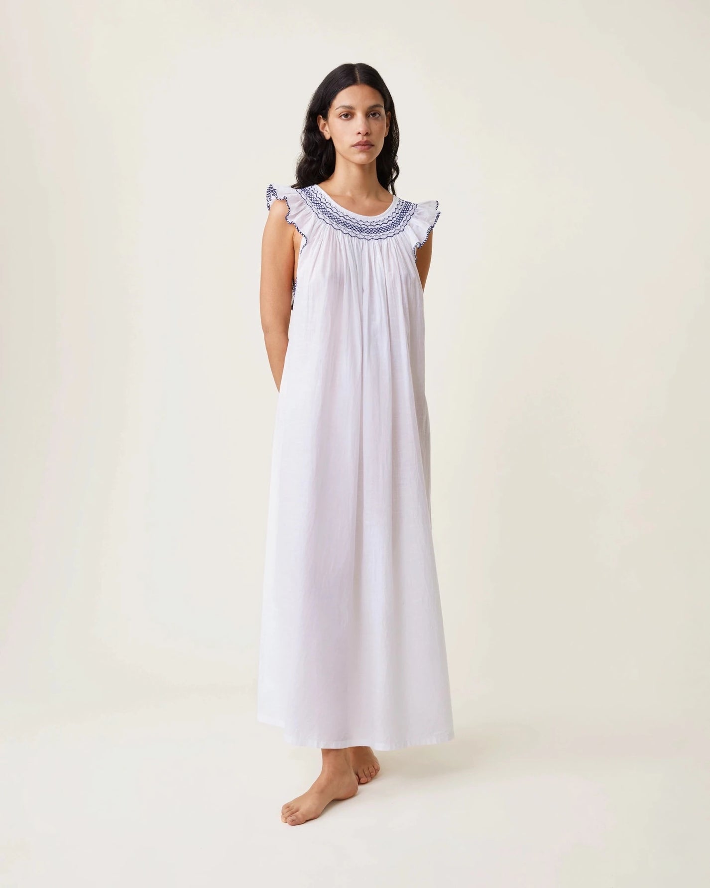 Robe de nuit Dona blanche broderies navy - Scarlette Ateliers