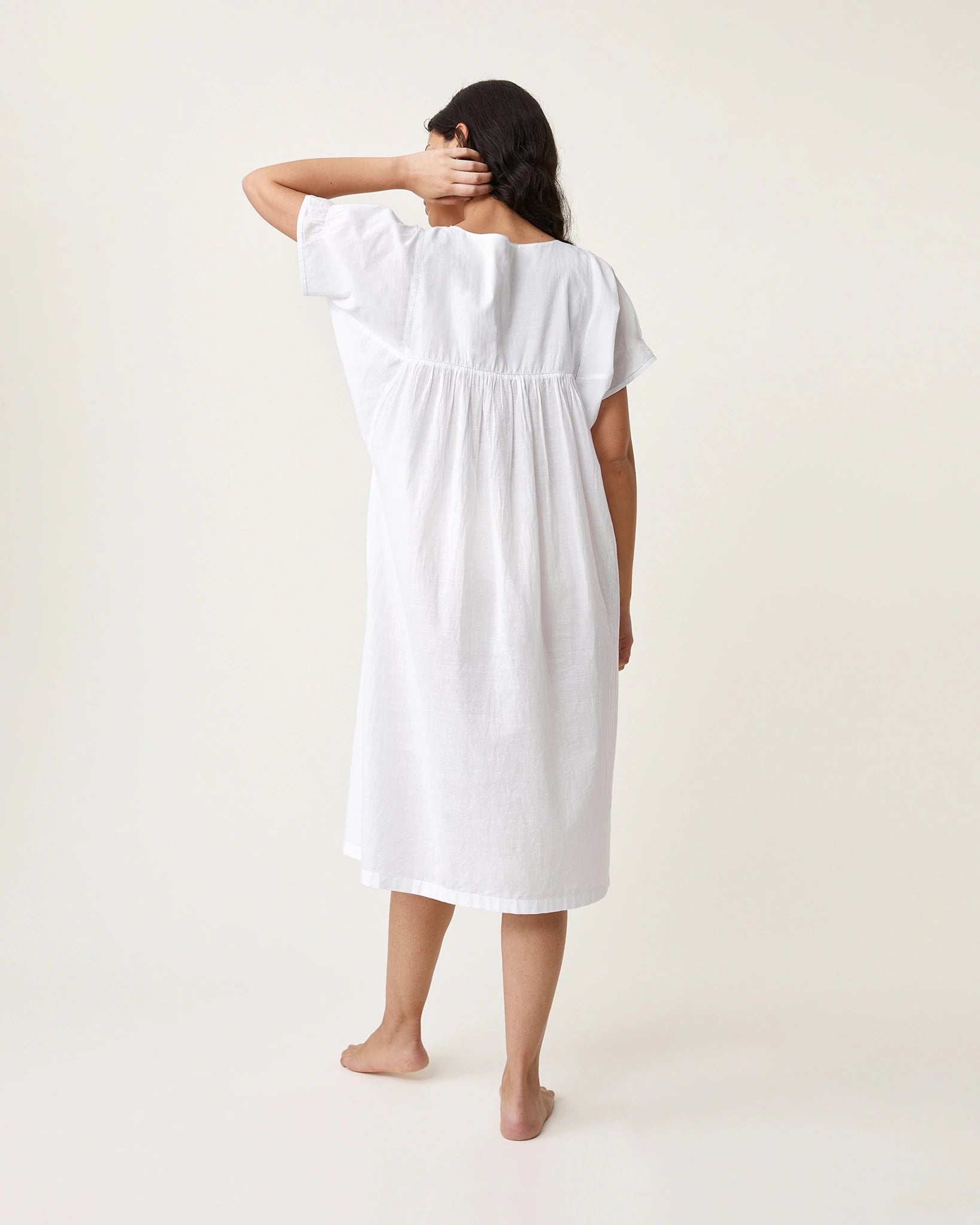 Robe de nuit Frida plissée blanches - Scarlette Ateliers