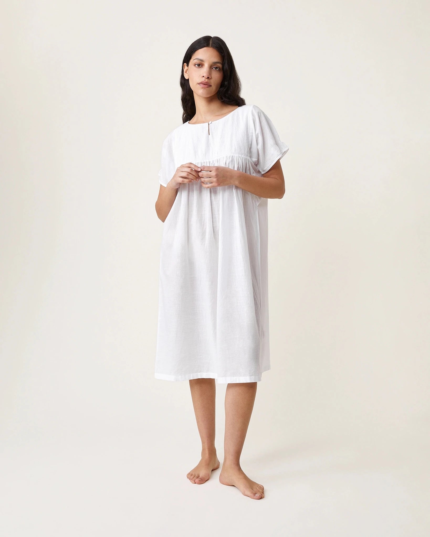 Robe de nuit Frida plissée blanches - Scarlette Ateliers
