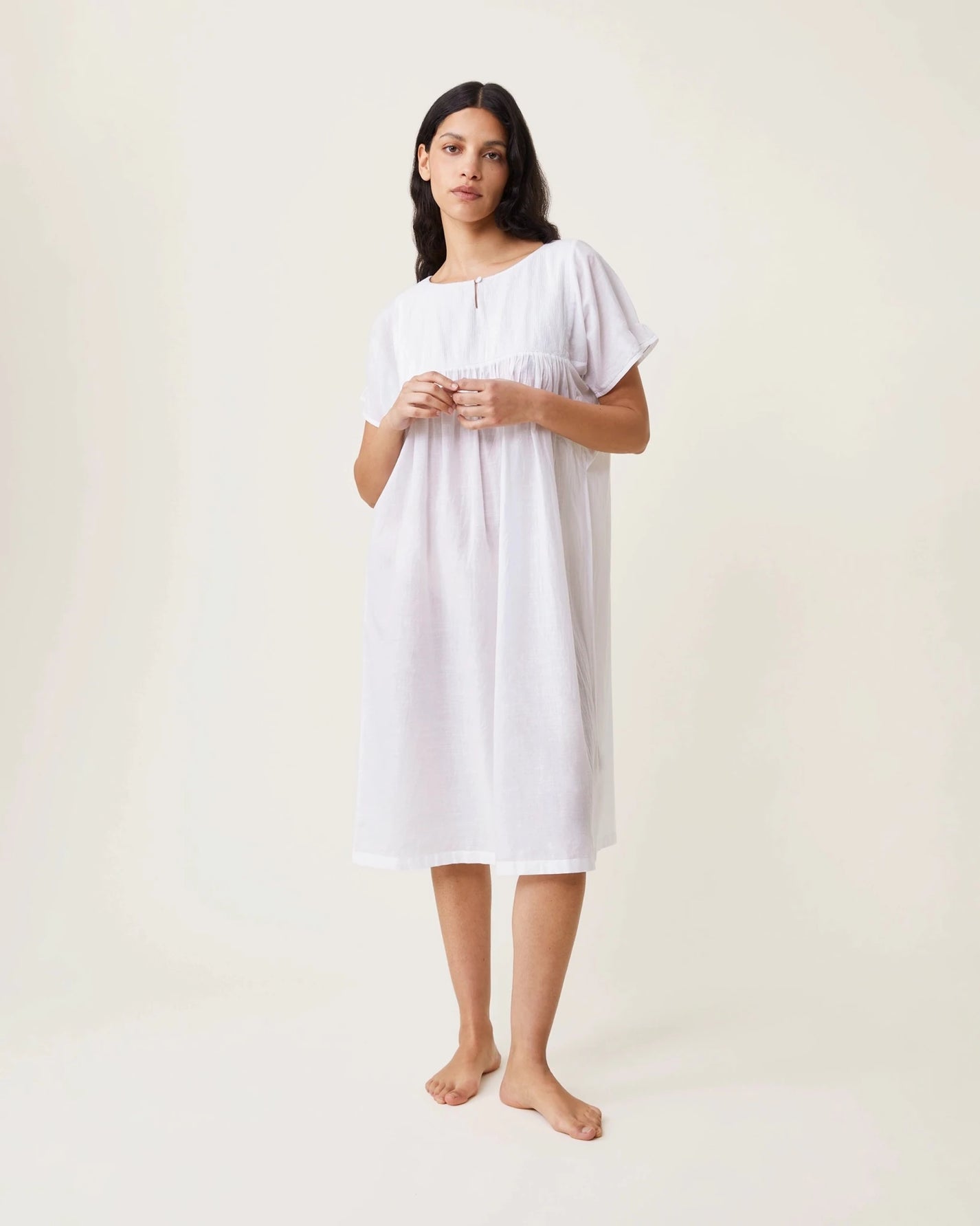 Robe de nuit Frida plissée blanches - Scarlette Ateliers