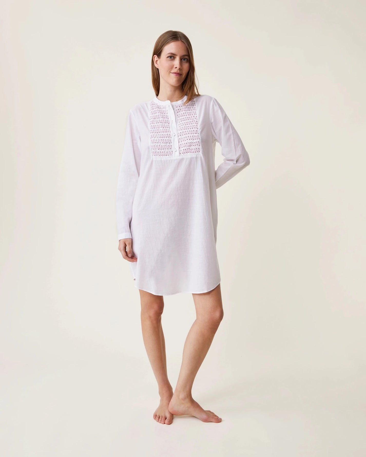 Robe de nuit Kim broderies rouges - Scarlette Ateliers