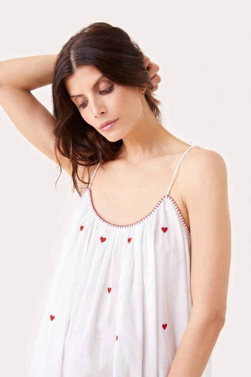 Robe de nuit Lucy broderies coeurs rouges - Scarlette Ateliers