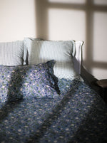 Charger l&#39;image dans la galerie, Housse de couette Victoria Navy
